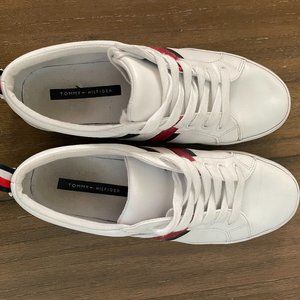 Tommy Hilfiger White sneakers